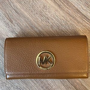 Tan Michael Kors Wallet